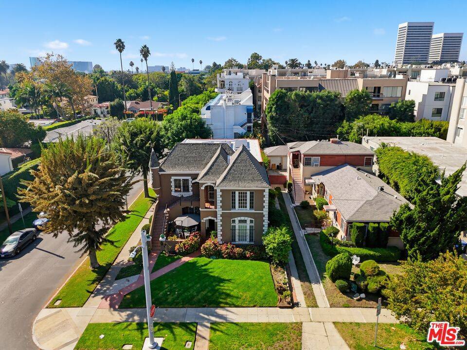 Los Angeles, CA 90025,1873 Midvale AVE