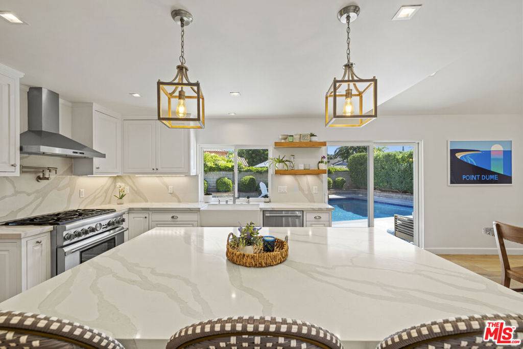 Westlake Village, CA 91361,4551 Wolsey CT