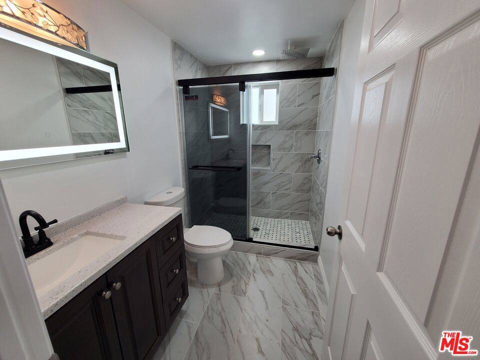 Winnetka, CA 91306,20003 Arminta ST