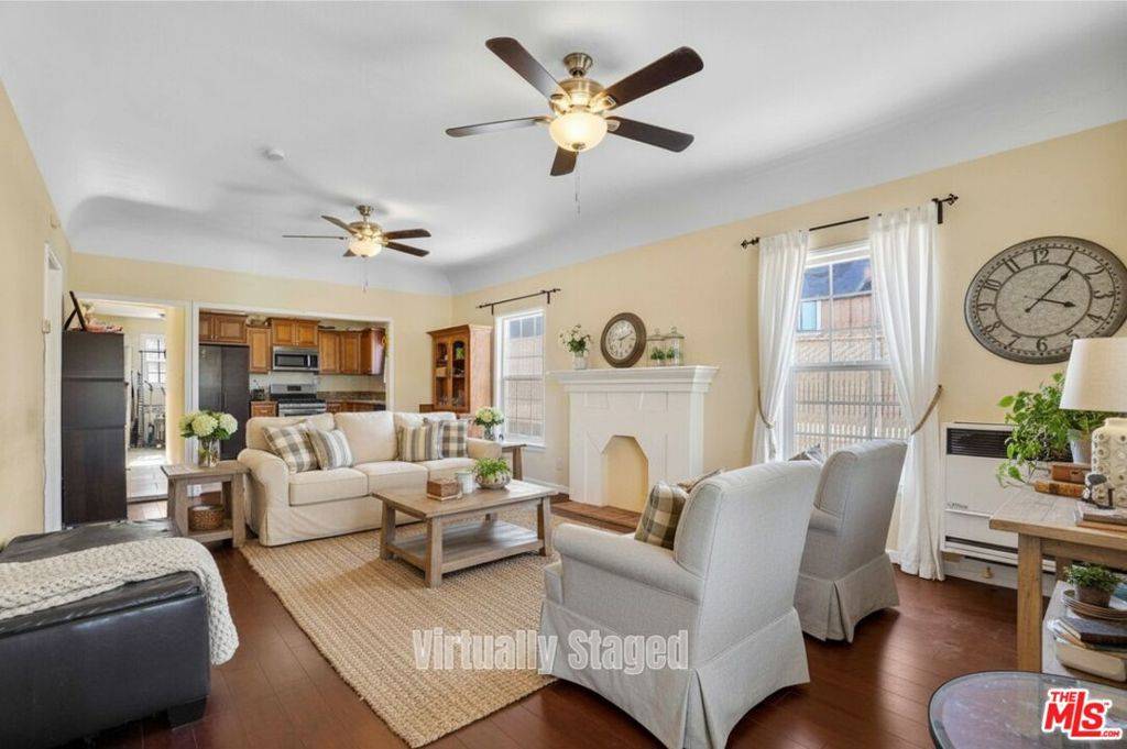 Los Angeles, CA 90063,3852 Woolwine DR