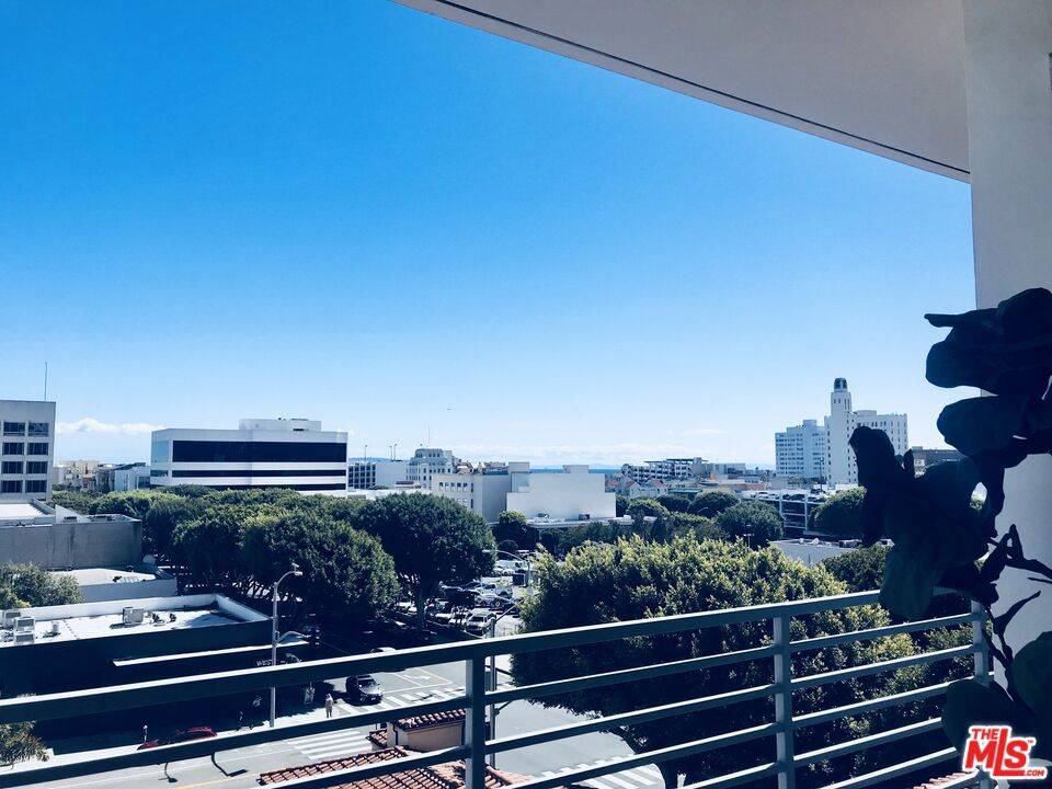 Santa Monica, CA 90401,1241 5TH ST #308