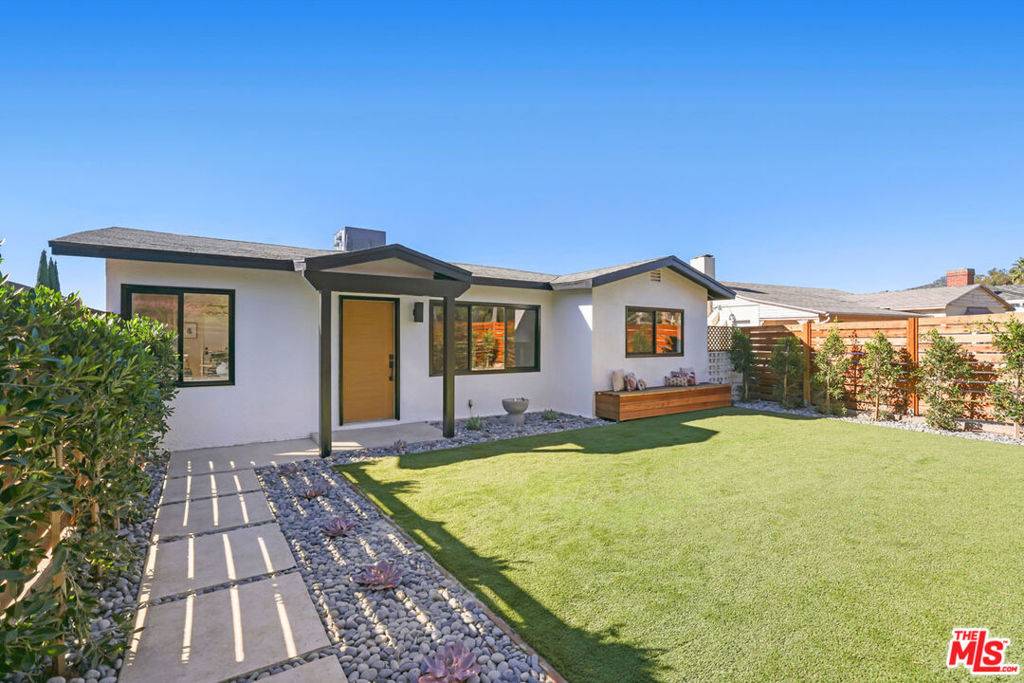 Los Angeles, CA 90065,4190 York BLVD