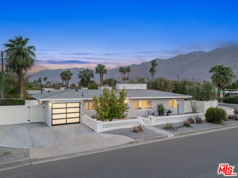Palm Springs, CA 92262,1399 Tamarisk RD