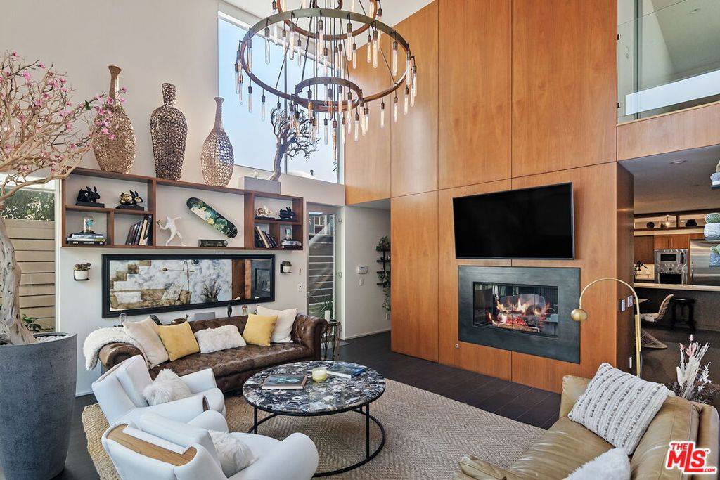 Venice, CA 90291,1220 Cabrillo AVE