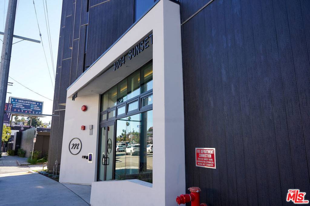 Los Angeles, CA 90026,3004 Sunset BLVD #505