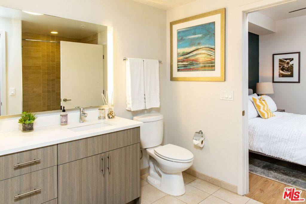 Los Angeles, CA 90094,12760 Millennium DR #NB329