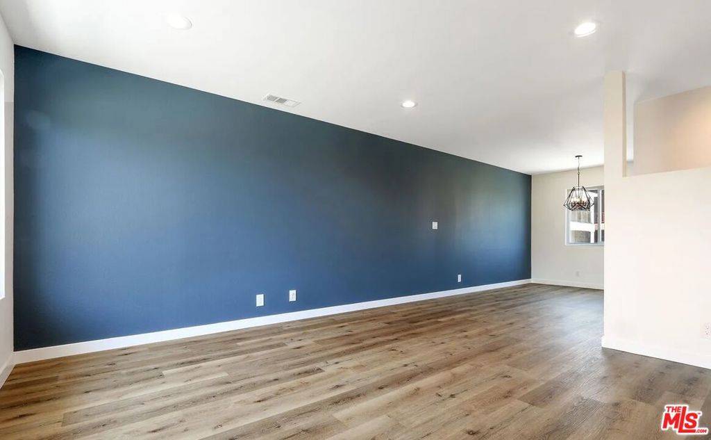 Inglewood, CA 90301,110 S Eucalyptus AVE #5