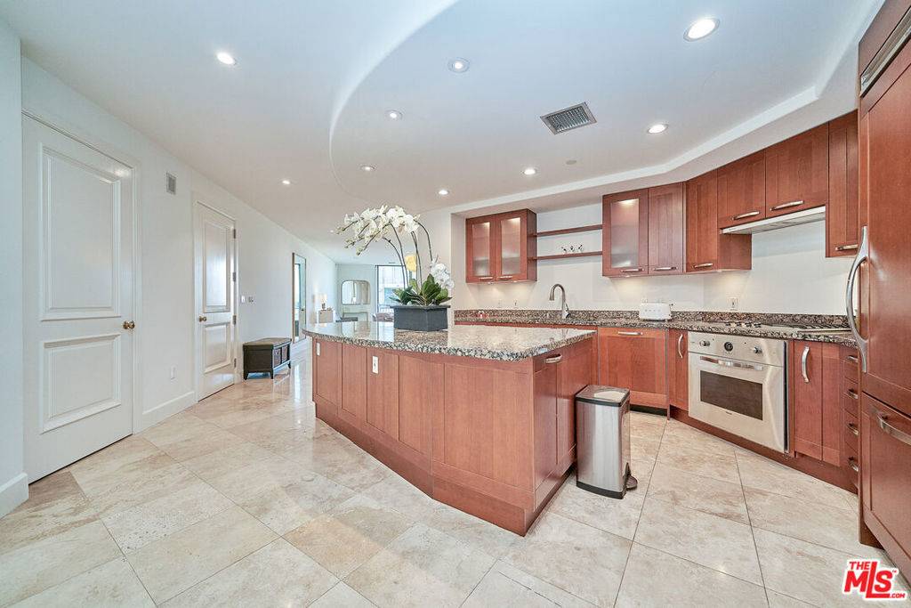 Irvine, CA 92612,5072 Scholarship #505D