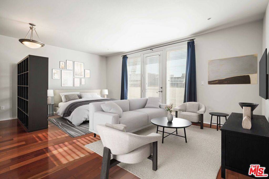 Los Angeles, CA 90031,360 W Avenue 26 #318