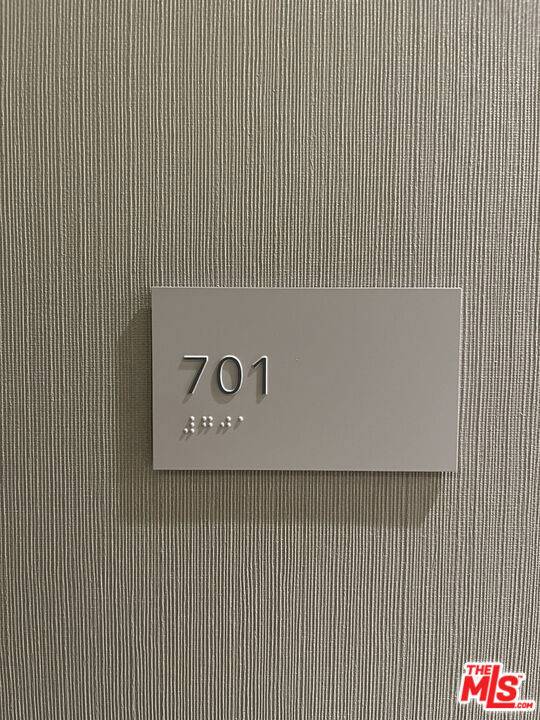 Los Angeles, CA 90017,889 Francisco ST #701