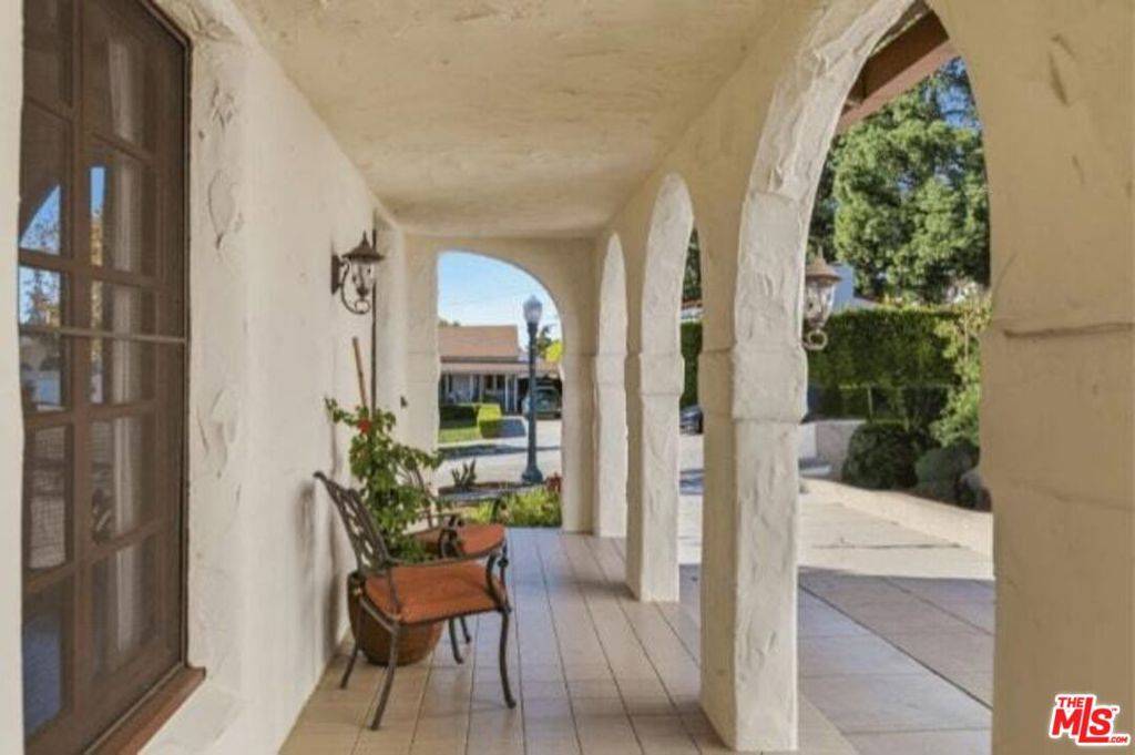 Glendale, CA 91207,1248 N Everett ST