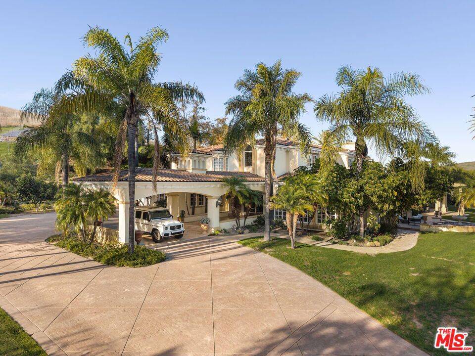 Westlake Village, CA 91362,3855 Brunston CT