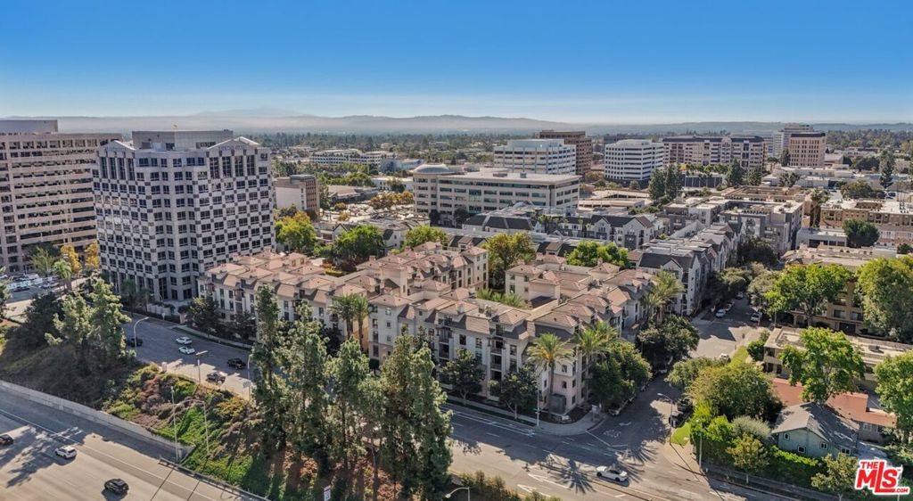 Pasadena, CA 91101,290 N Hudson AVE #102W