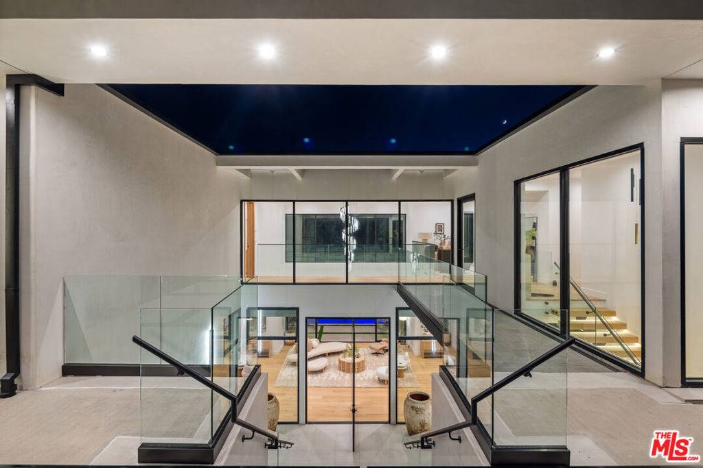 Malibu, CA 90265,4732 Avenida Del Mar