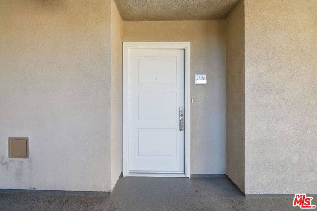 Studio City, CA 91604,4424 Whitsett AVE #309