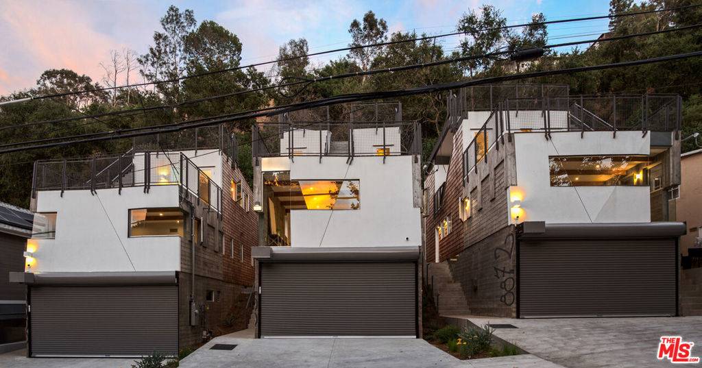 Los Angeles, CA 90046,8870 Wonderland AVE