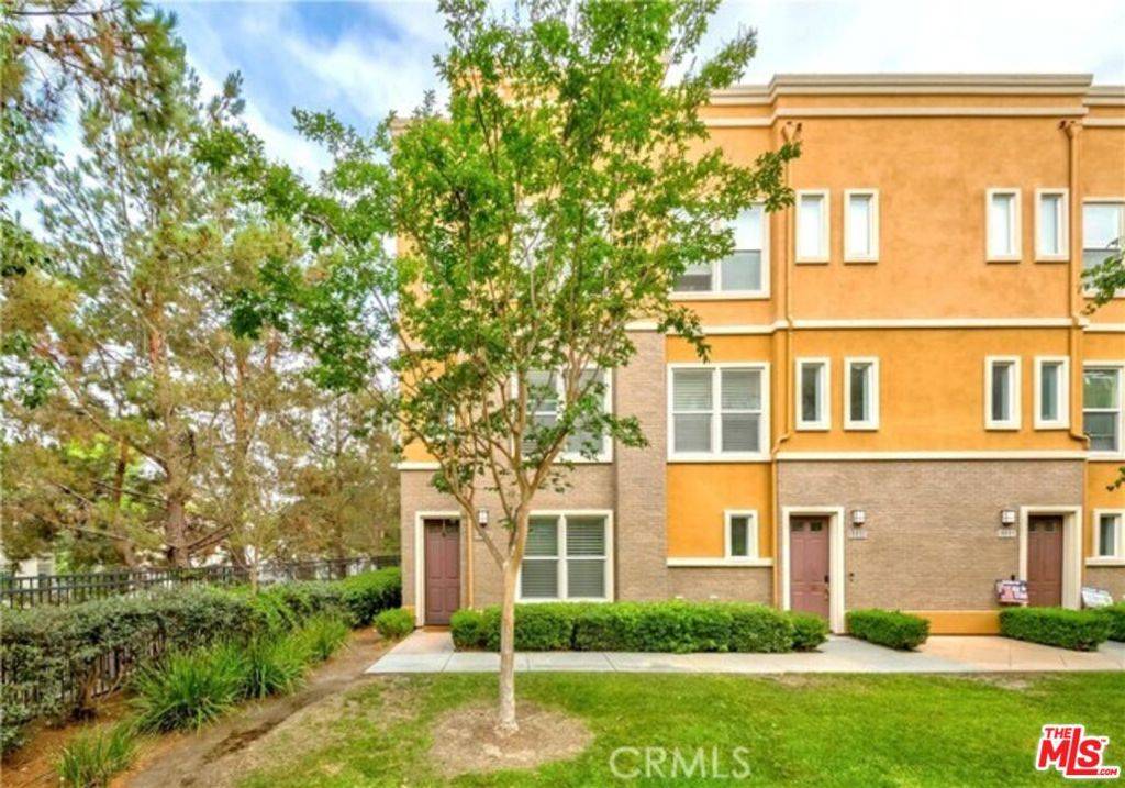 Fullerton, CA 92833,1108 Jewett DR