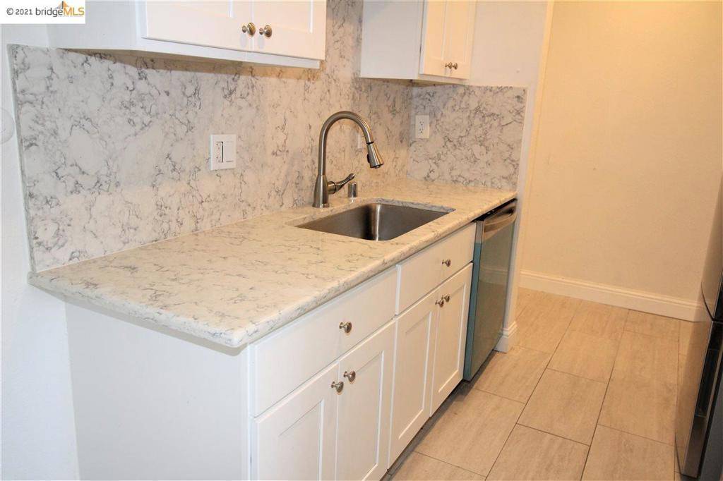 Concord, CA 94521,4081 Clayton Rd #338