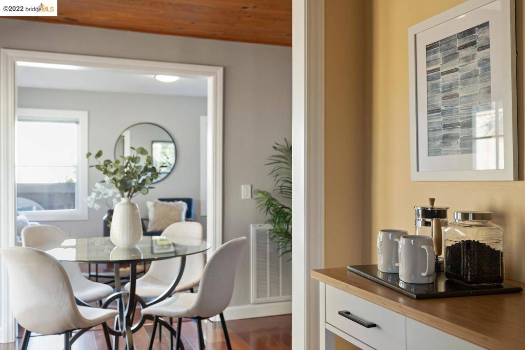 Berkeley, CA 94710,2210 7Th St