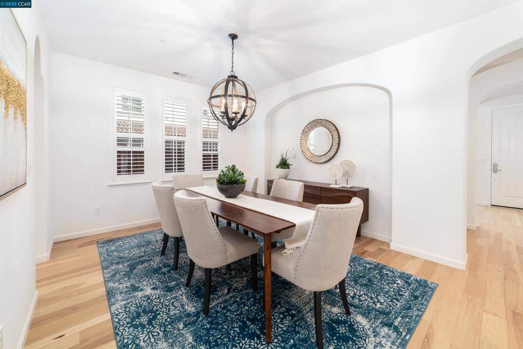 San Ramon, CA 94582,3205 Carpenter Way