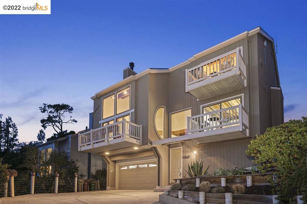 Oakland, CA 94611,2060 Manzanita Drive