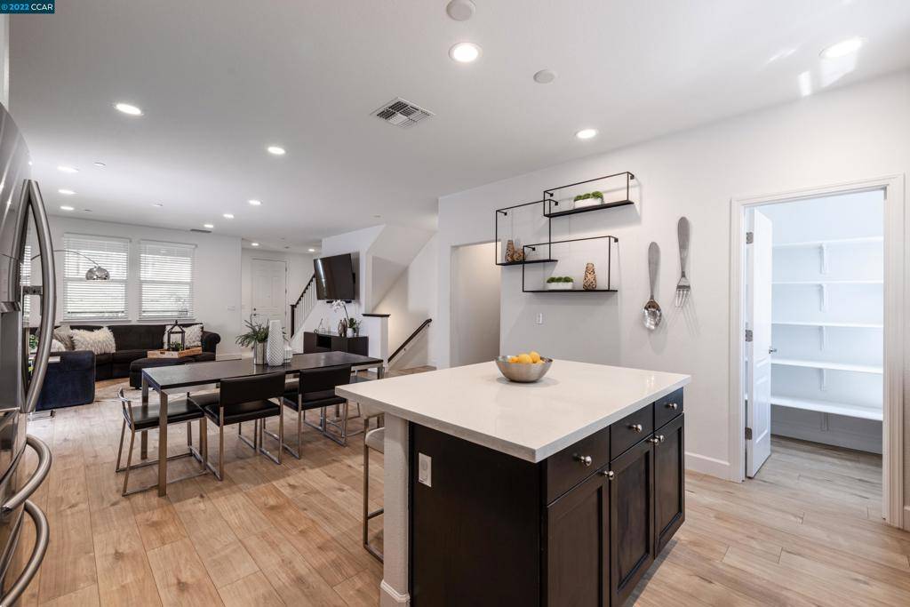 San Ramon, CA 94583,445 Ryan Terrace