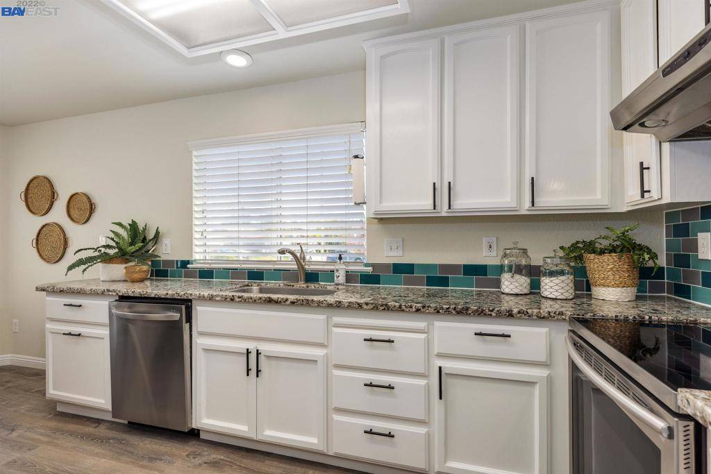 Oakley, CA 94561,2035 TRUMAN LN