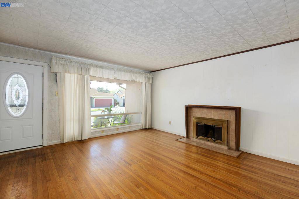 Hayward, CA 94544,180 Virginia St