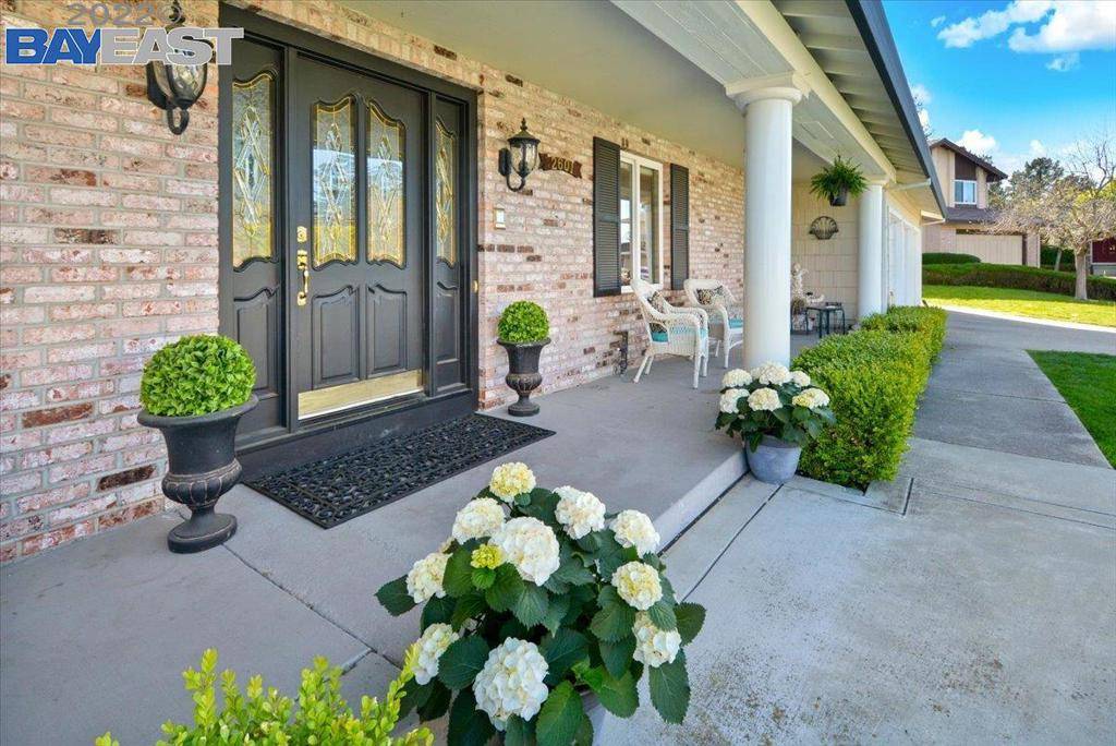San Ramon, CA 94583,2601 Totana Ct