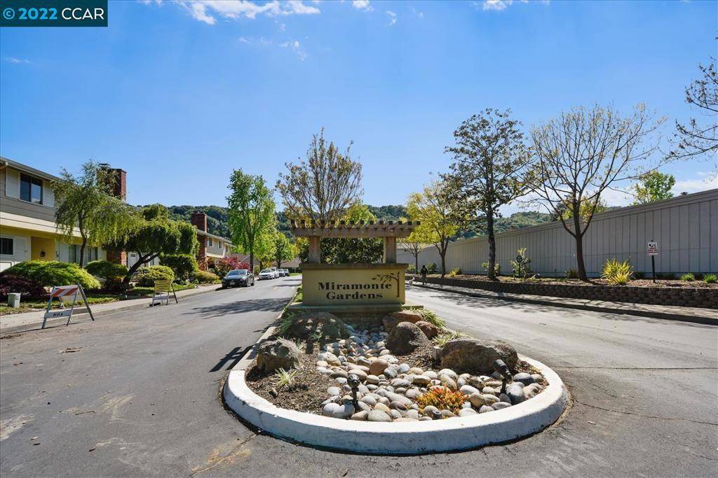 Moraga, CA 94556,6 Miramonte Dr