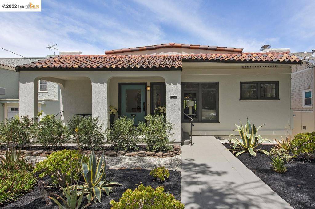 Piedmont, CA 94611,1135 Oakland Ave