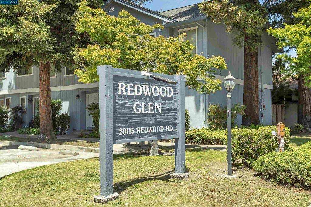 Castro Valley, CA 94546,20115 Redwood Road #4