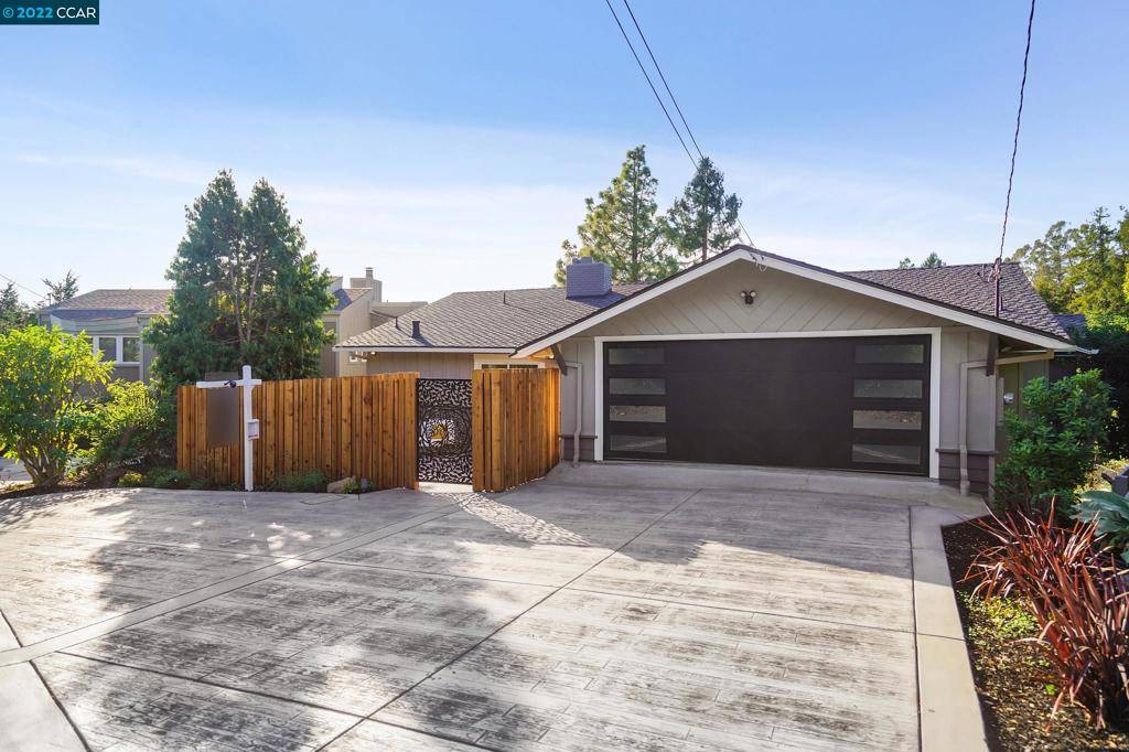 Oakland, CA 94602,3131 Robinson Dr