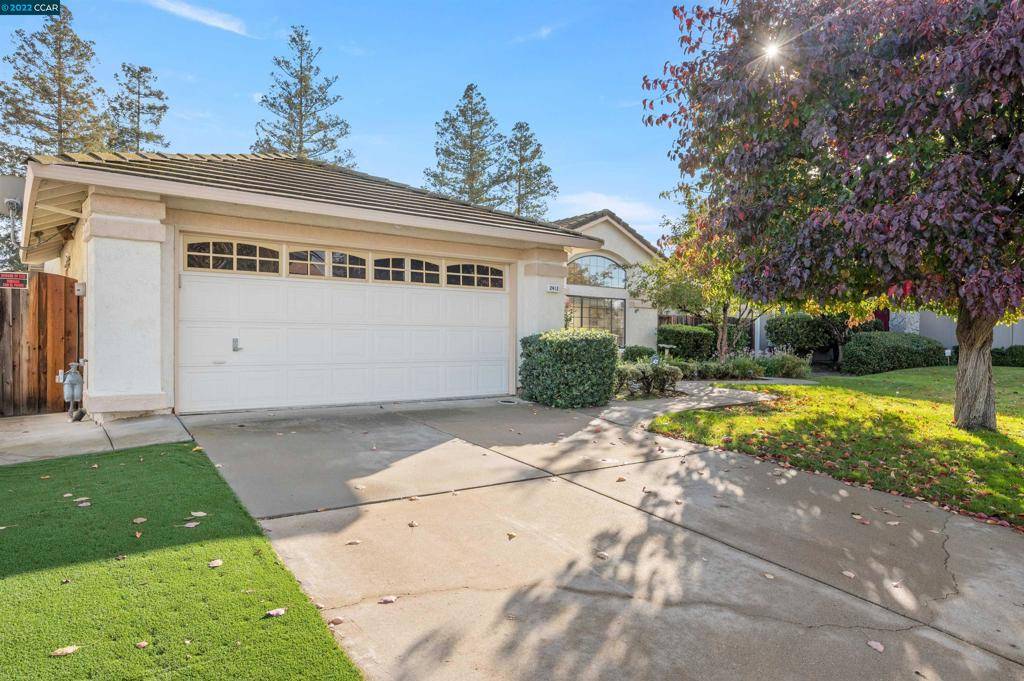 Antioch, CA 94531,2412 Whitetail Dr