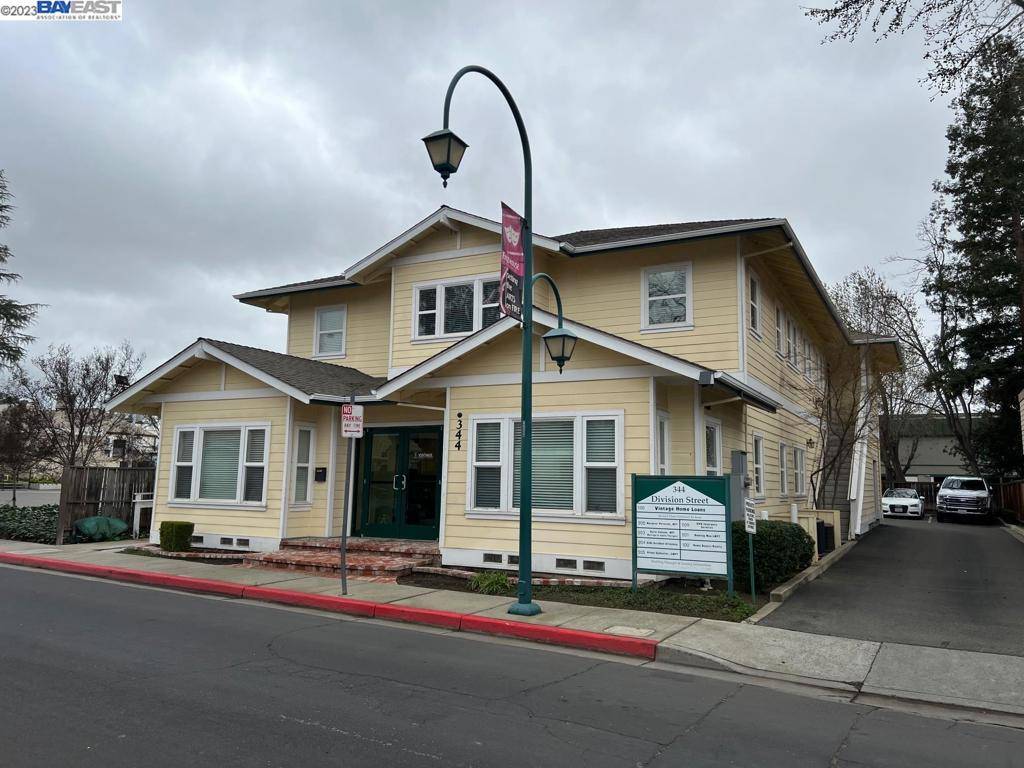 house_img