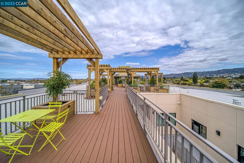Berkeley, CA 94702,2747 San Pablo Ave #212