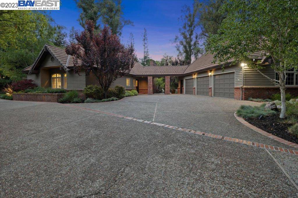 Pleasanton, CA 94588,7 Deer Oaks Dr