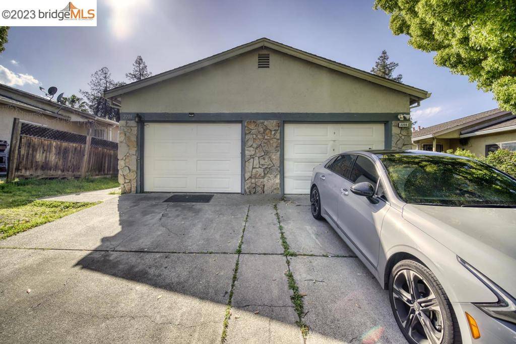 Pittsburg, CA 94565,2208 Leland Ct