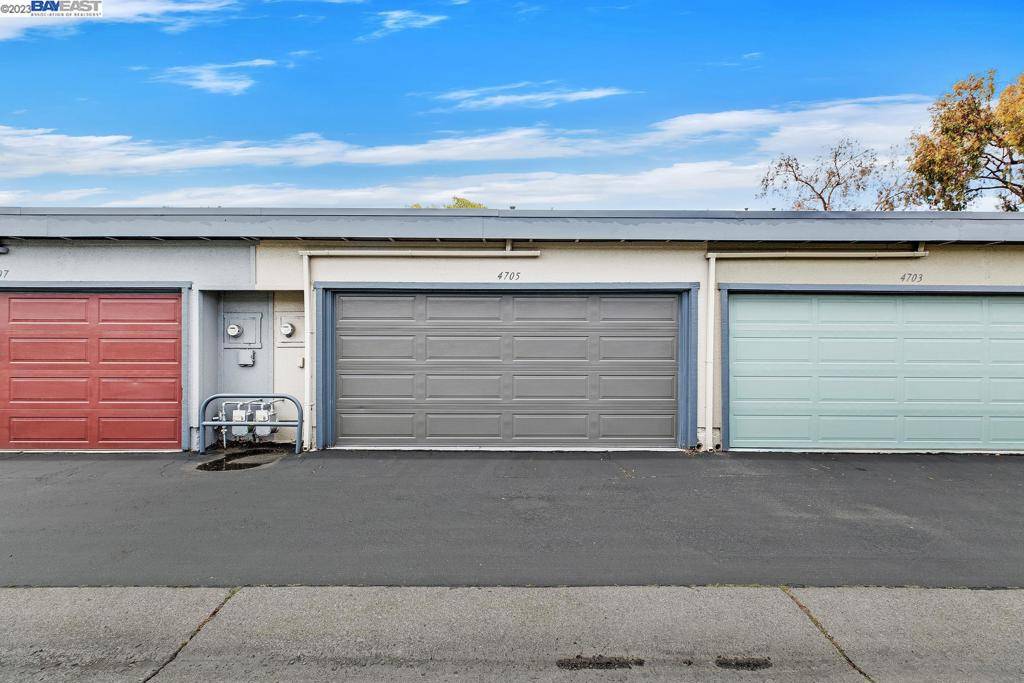 Union City, CA 94587,4705 Valencia Way