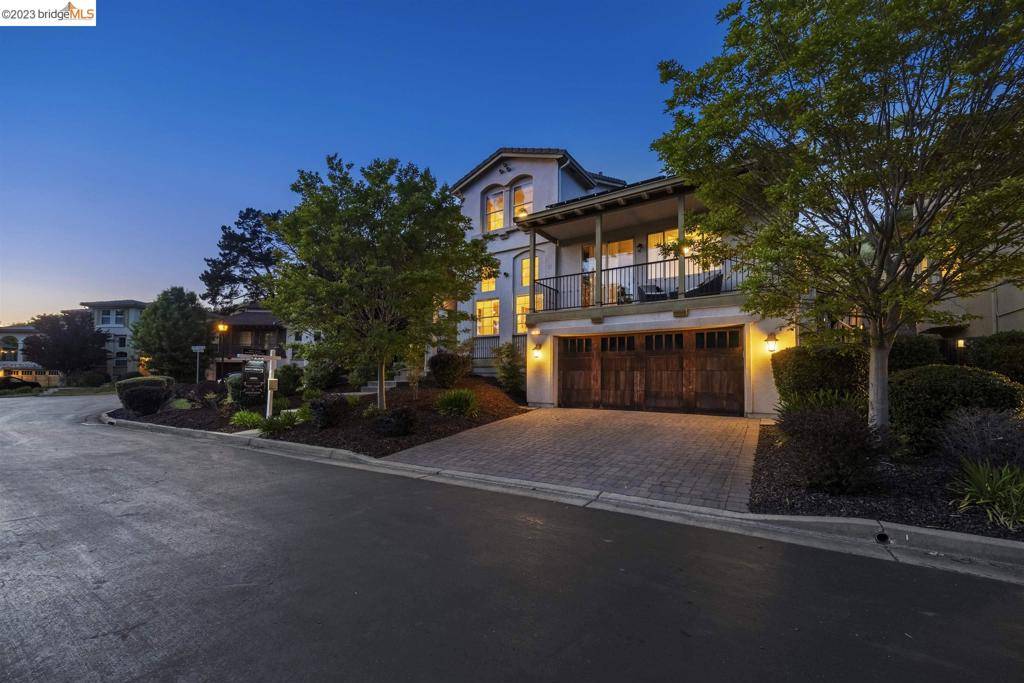 El Sobrante, CA 94803,15 Spanish Trails Ct