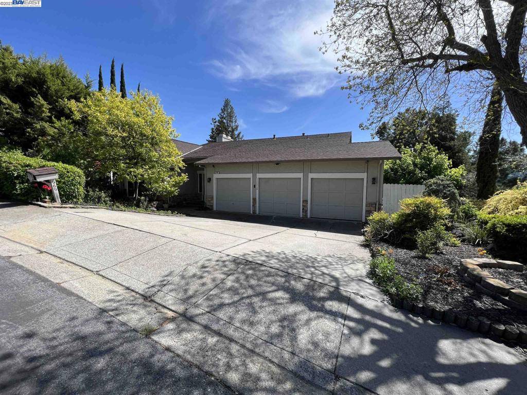 Danville, CA 94526,969 Richard Lane