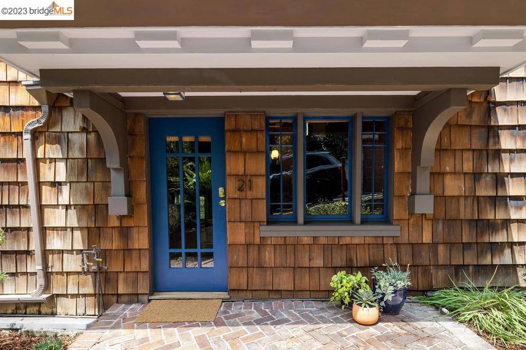 Berkeley, CA 94704,21 Mosswood Rd