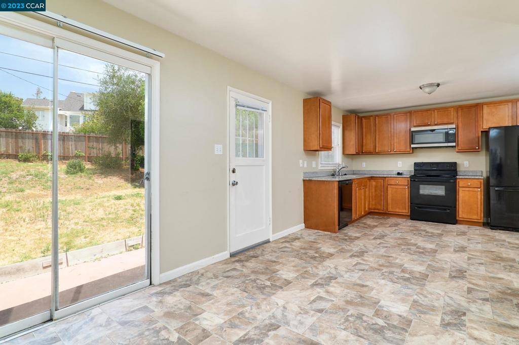 Vallejo, CA 94590,468 Valle Vista Ave