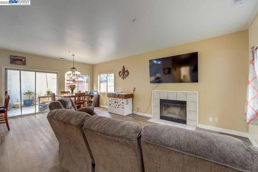 Union City, CA 94587,33006 Calle La Mirada Cmn #17