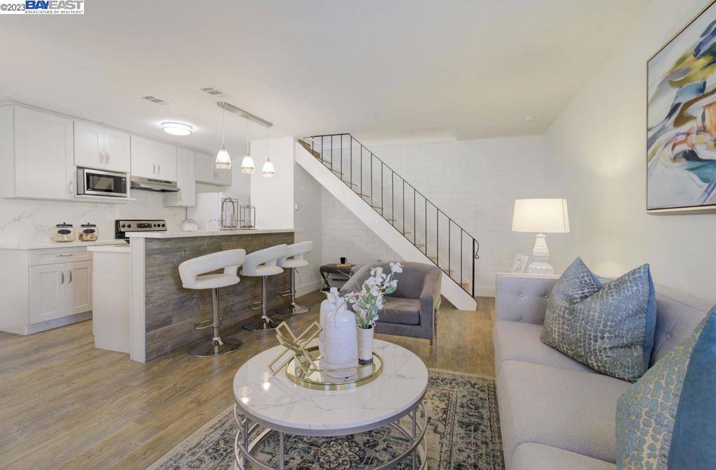 Union City, CA 94587,32649 Brenda Way #3