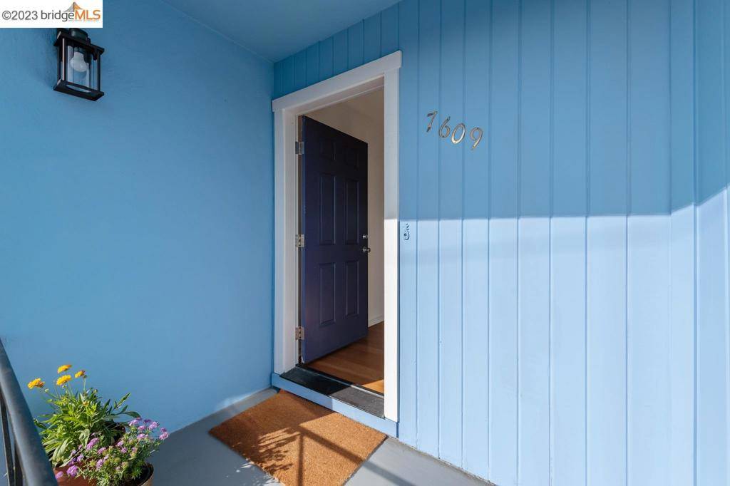 El Cerrito, CA 94530,7609 Errol Dr