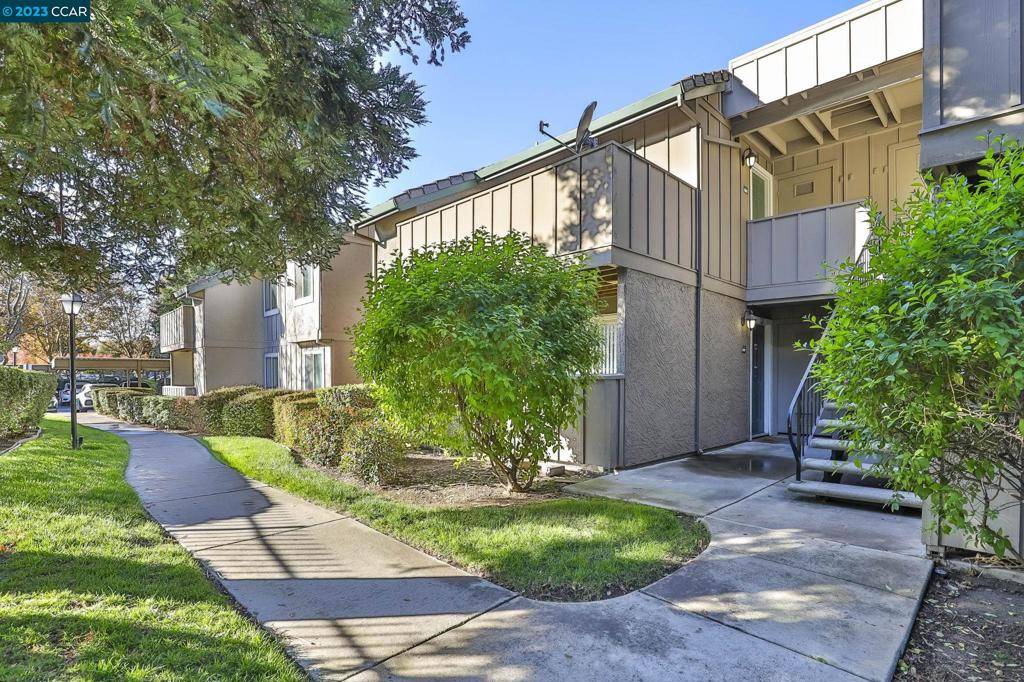 Pittsburg, CA 94565,2227 Lakeview Cir