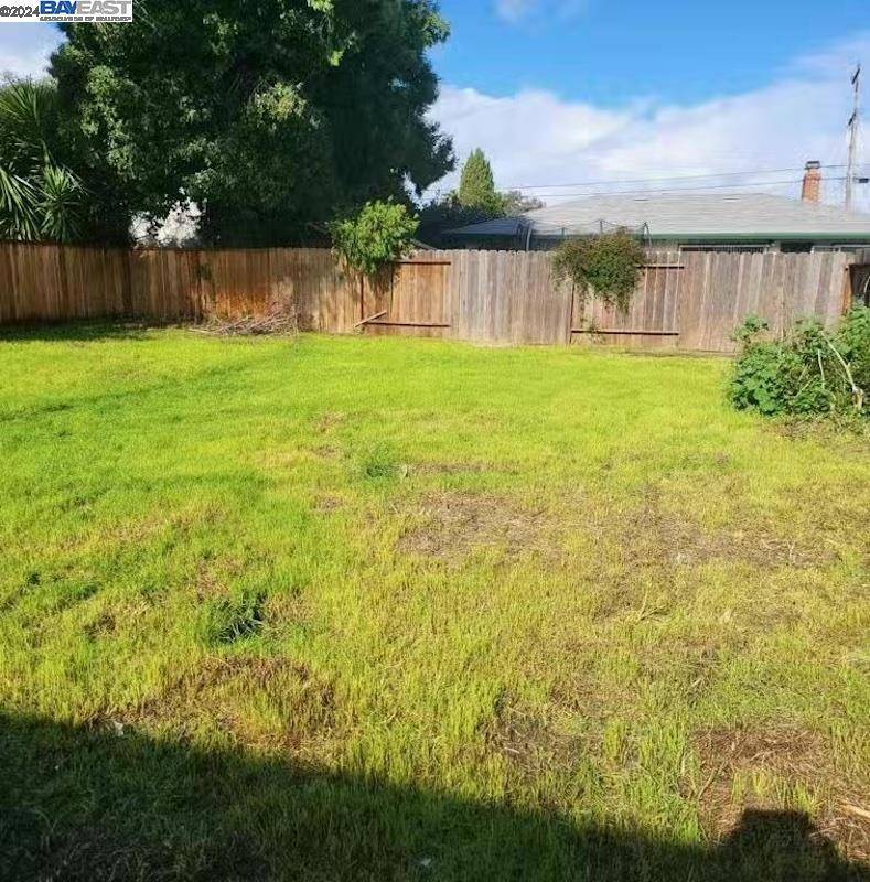 San Lorenzo, CA 94580,1439 VIA VISTA