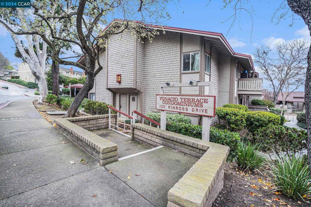 Walnut Creek, CA 94598,100 Kinross Dr #55
