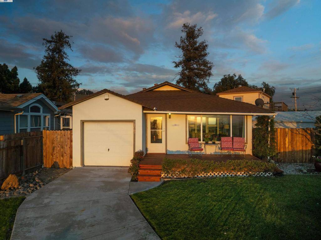 San Leandro, CA 94578,2062 Altamont Rd